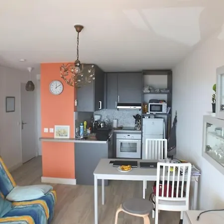 2 Pieces Clim Face A La Vue Apartment Cavalaire-sur-Mer